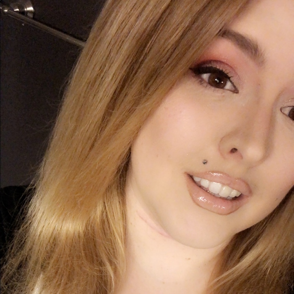 Meet your Posher, Katie